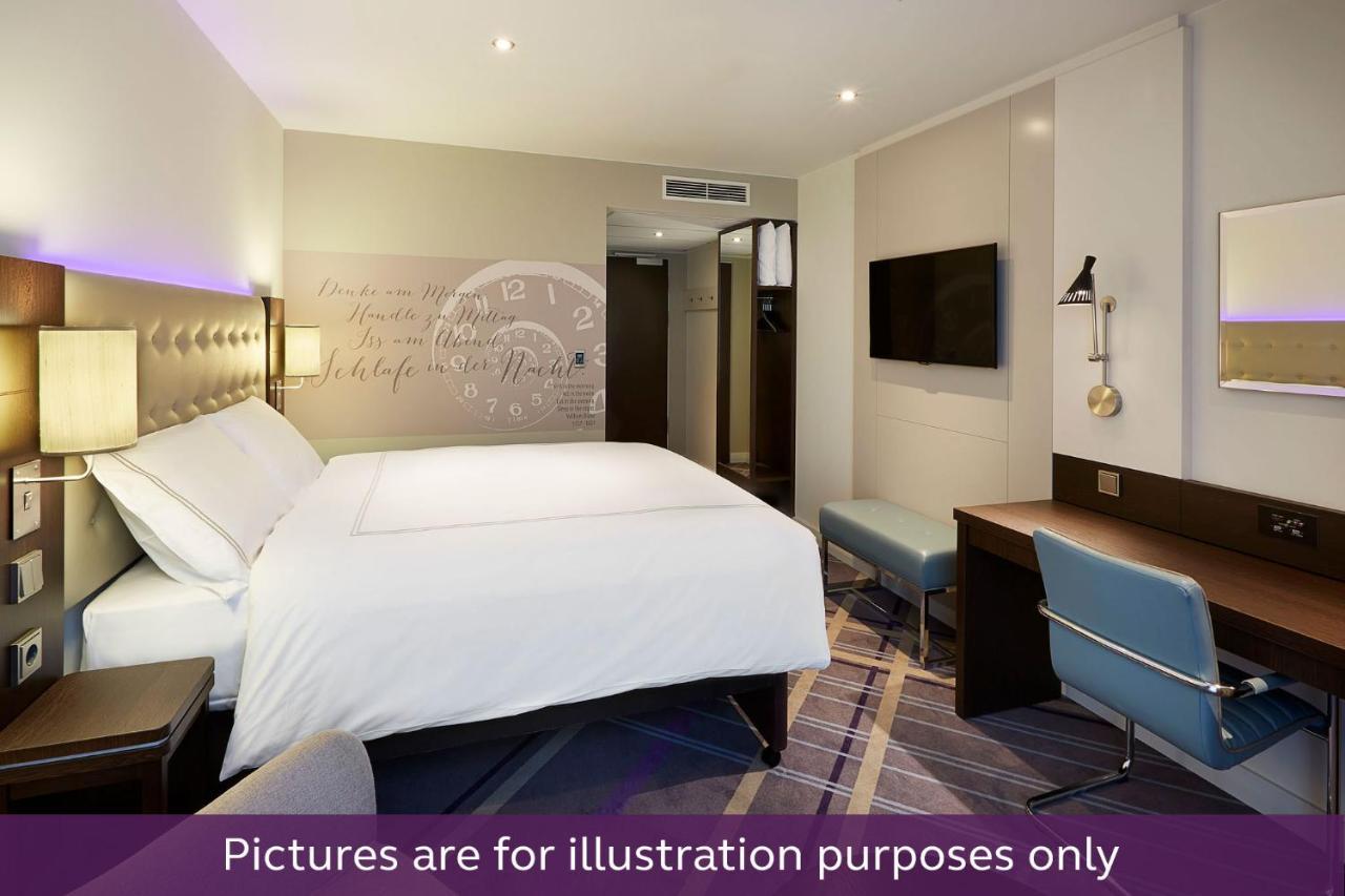 Premier Inn Heidelberg City Bahnstadt エクステリア 写真